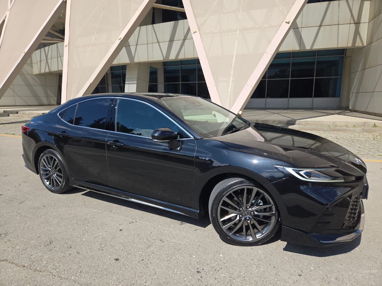 Toyota Camry 2025 year