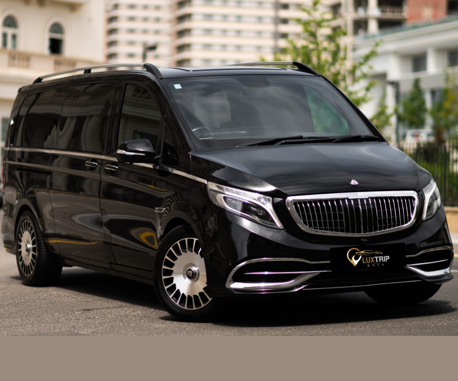 Mercedes Benz V-class Maybach extra long