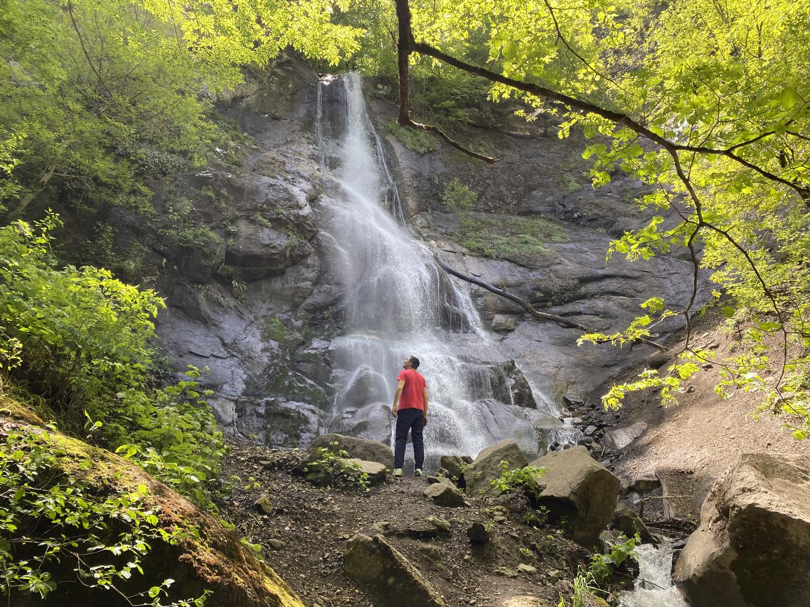 Hiking to the Xalıt waterfall