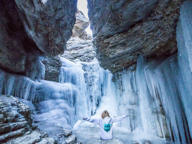 Hiking to the frozen waterfall Qur-Qur