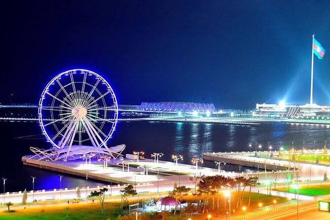 "Baku Eye", known as the Devil's Wheel (diameter 60m).